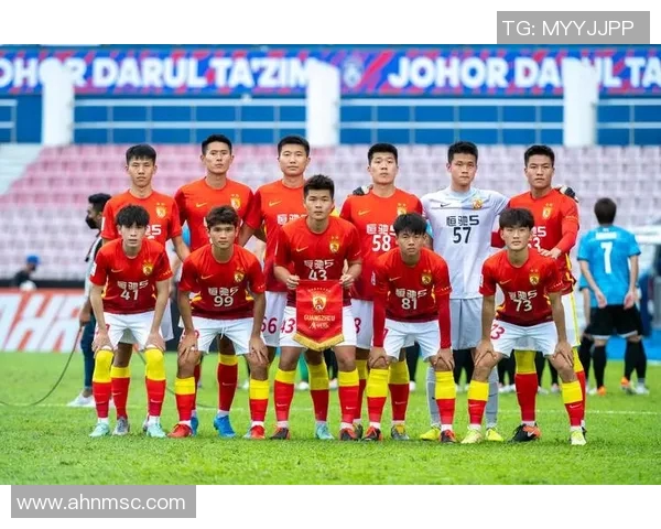 赛后分析：广州足球队与西安足球队的战术对决与启示