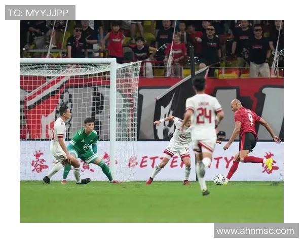 赛后分析：成都足球队与北京足球队的战术对决与表现评估